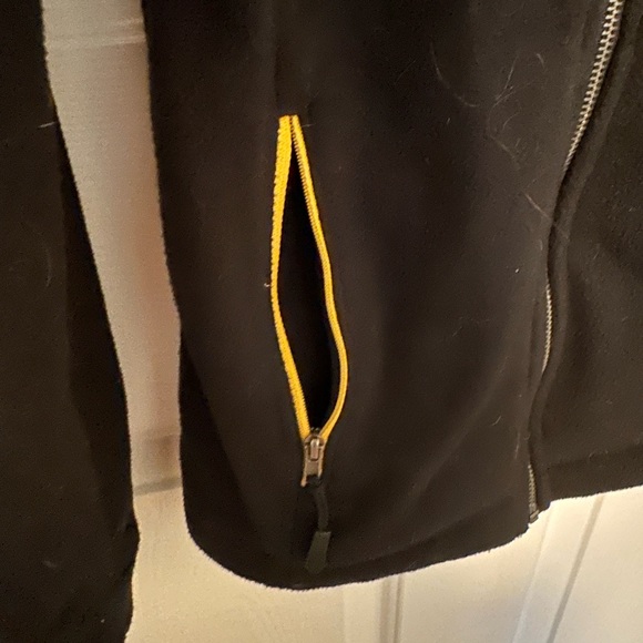 Iowa Hawkeyes fleece - Picture 4 of 4